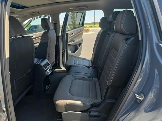 2026 Volkswagen Atlas SEL