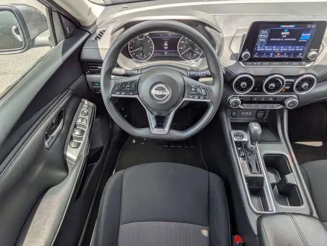 2024 Nissan Sentra SV Xtronic CVT