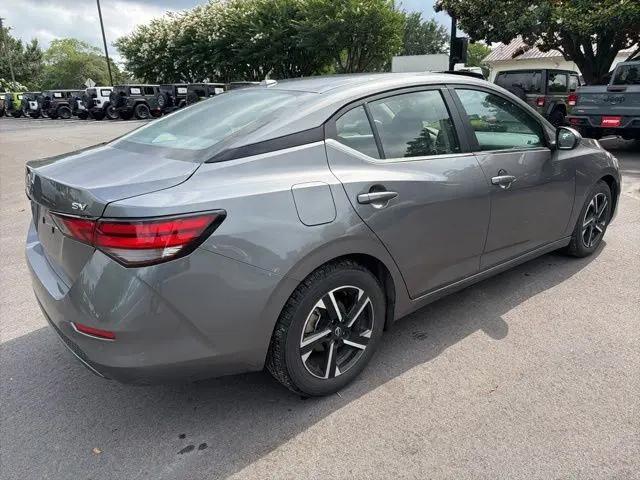 2024 Nissan Sentra SV Xtronic CVT