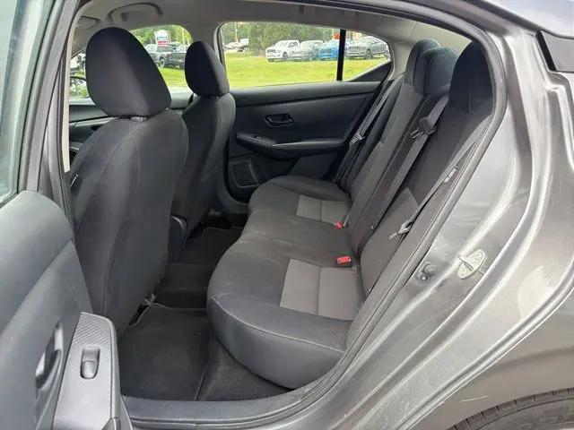 2024 Nissan Sentra SV Xtronic CVT