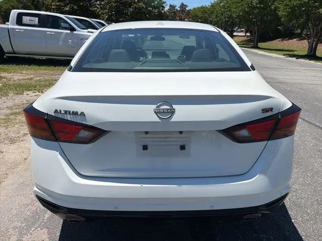 2024 Nissan Altima SR FWD