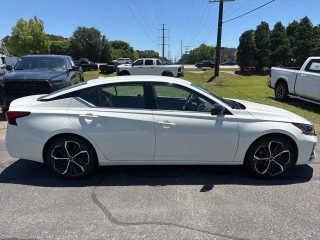 2024 Nissan Altima SR FWD