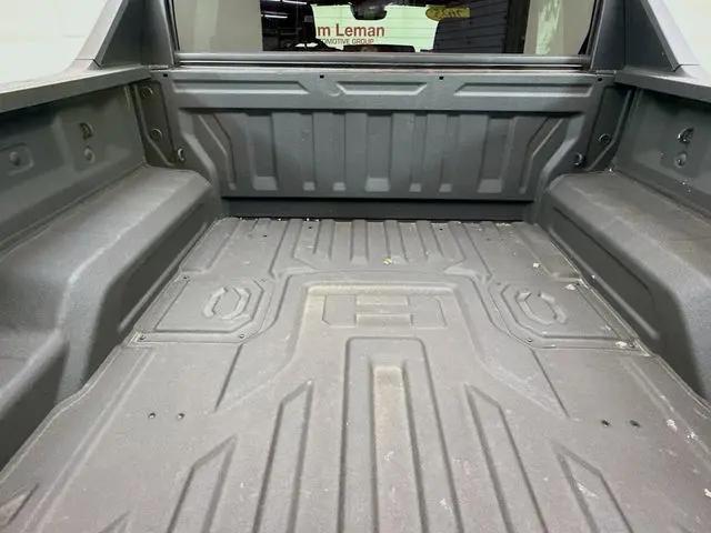 2025 GMC HUMMER EV e4WD 2X