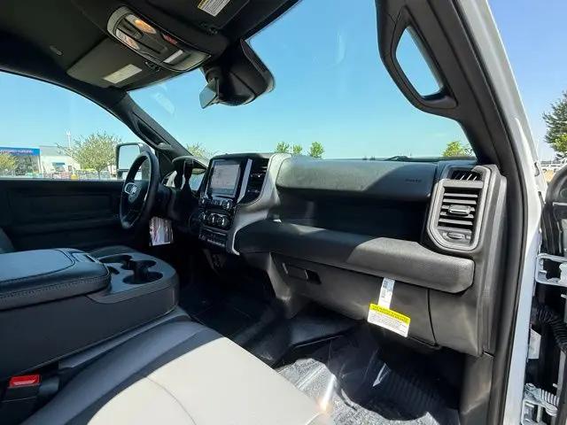 2026 Ram 3500 Tradesman/Big Horn