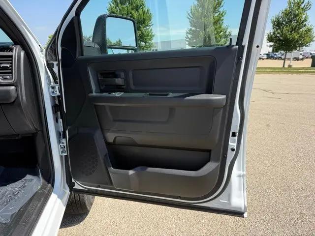 2026 Ram 3500 Tradesman/Big Horn