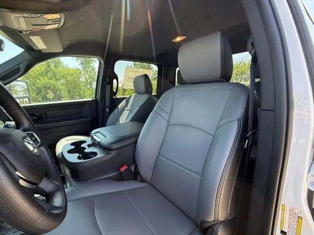 2026 Ram 3500 Tradesman/Big Horn