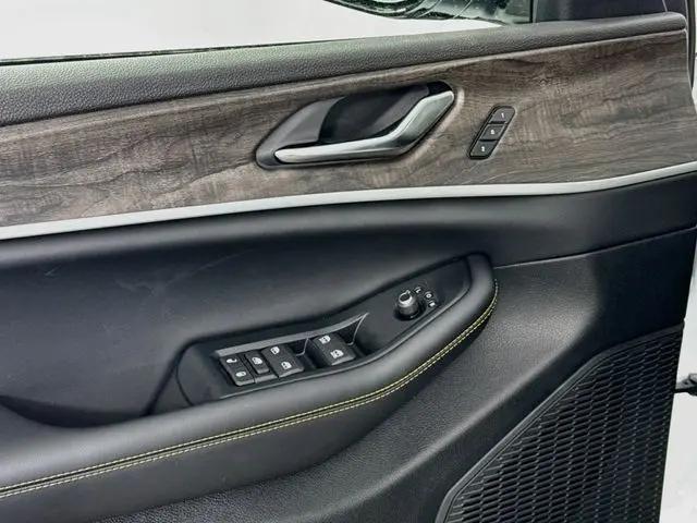 2026 Jeep Grand Cherokee L 85th Anniversary Edition