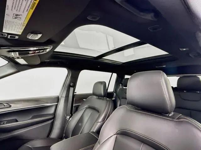 2026 Jeep Grand Cherokee L 85th Anniversary Edition