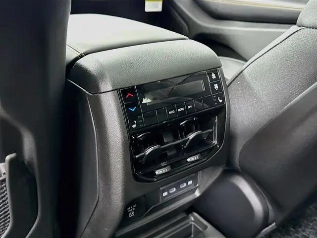2026 Jeep Grand Cherokee L 85th Anniversary Edition