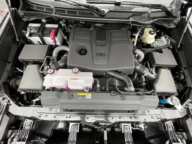 2026 Toyota Tundra Platinum CrewMax 5.5' Bed