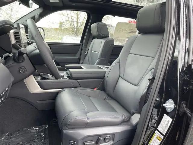 2026 Toyota Tundra Platinum CrewMax 5.5' Bed