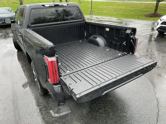 2026 Toyota Tundra Platinum CrewMax 5.5' Bed