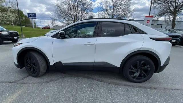 2026 Toyota C-HR SE