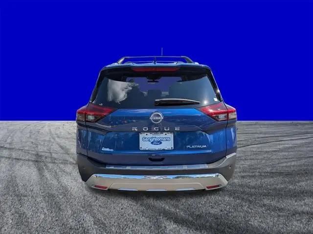 2023 Nissan Rogue Platinum FWD
