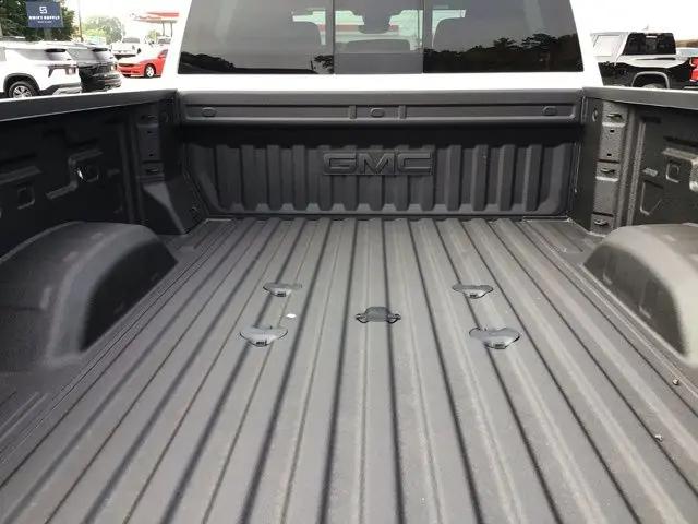 2026 GMC Sierra 2500HD Crew Cab, Standard Bed, AT4, 4WD