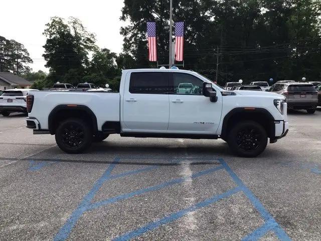 2026 GMC Sierra 2500HD Crew Cab, Standard Bed, AT4, 4WD