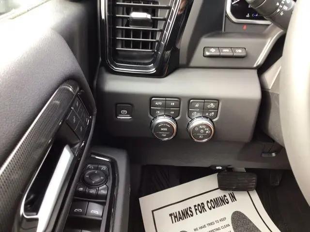 2026 GMC Sierra 2500HD Crew Cab, Standard Bed, AT4, 4WD