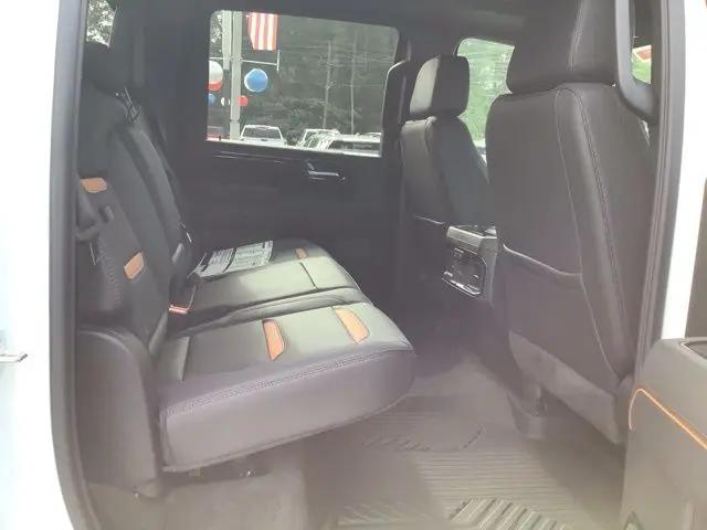2026 GMC Sierra 2500HD Crew Cab, Standard Bed, AT4, 4WD