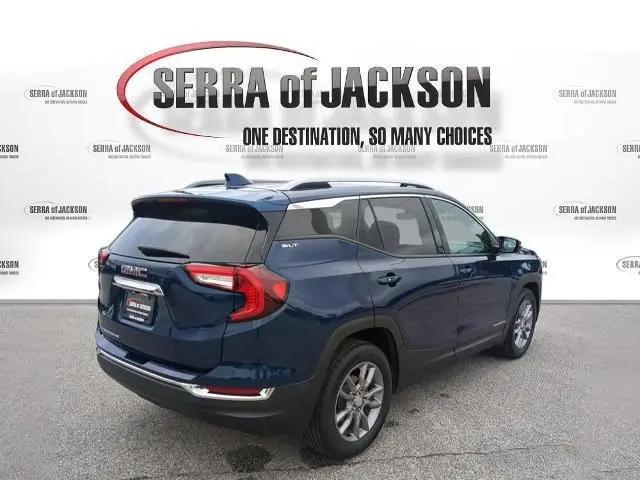 2022 GMC Terrain FWD SLT