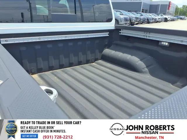 2025 Nissan Frontier Crew Cab PRO-4X 4x4