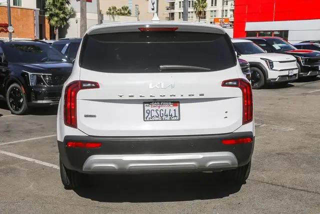 2022 Kia Telluride LX