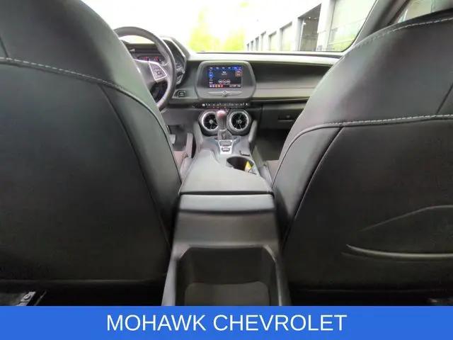 2022 Chevrolet Camaro RWD Coupe LT1