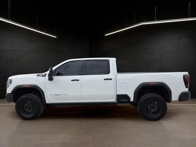 2026 GMC Sierra 2500HD Crew Cab, Standard Bed, AT4X, 4WD