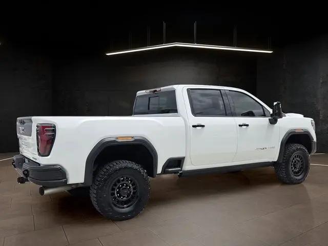 2026 GMC Sierra 2500HD Crew Cab, Standard Bed, AT4X, 4WD