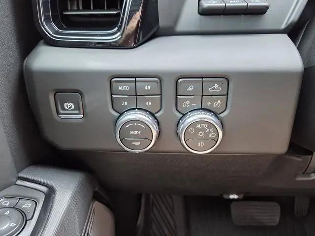 2026 GMC Sierra 2500HD Crew Cab, Standard Bed, AT4X, 4WD