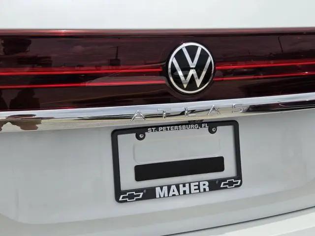2026 Volkswagen Atlas SE with Technology