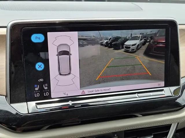 2026 Volkswagen Atlas SE with Technology