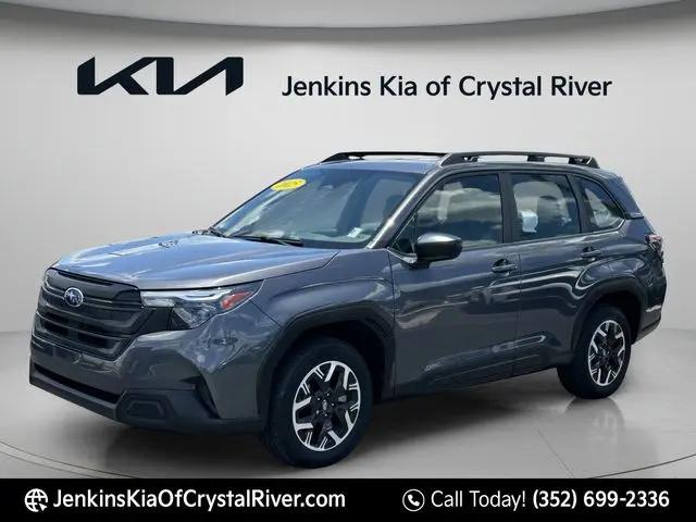 2025 Subaru Forester Base