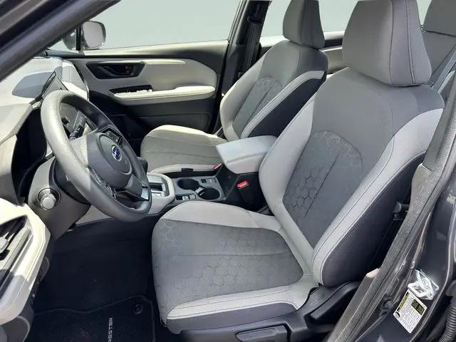 2025 Subaru Forester Base