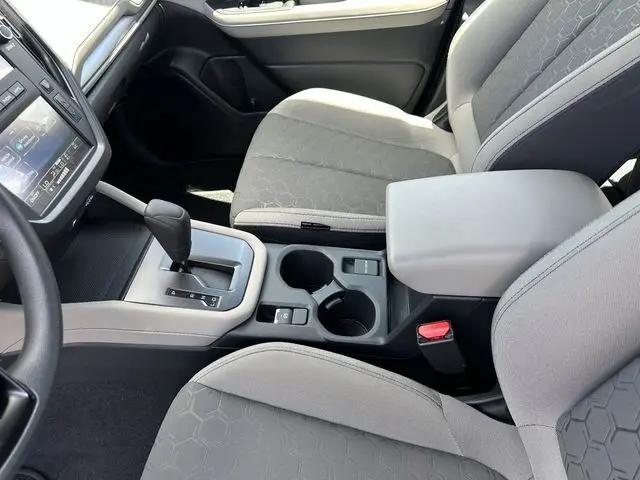 2025 Subaru Forester Base