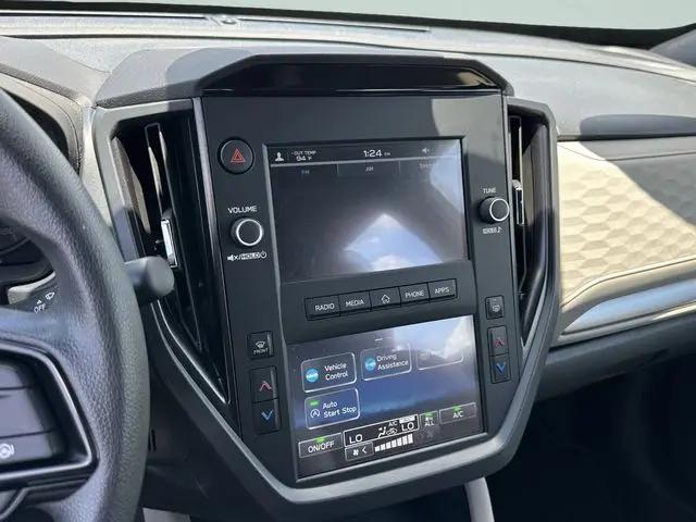 2025 Subaru Forester Base