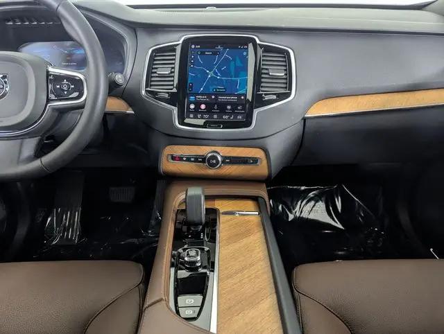 2024 Volvo XC90 Recharge T8 Plus Bright Theme 7-Seater