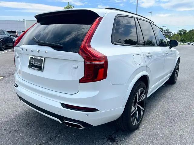 2021 Volvo XC90 Recharge T8 R-Design 7 Passenger