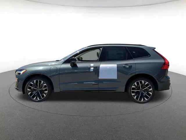 2026 Volvo XC60 Plug-In Hybrid Ultra, T8 AWD Electric/Gasoline, Dark