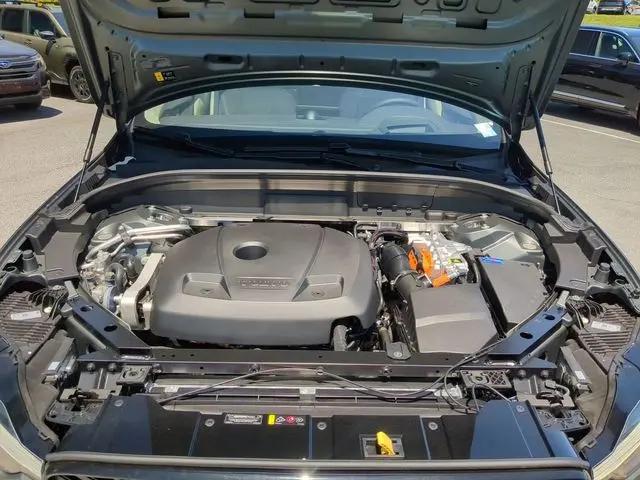 2026 Volvo XC60 Plug-In Hybrid Ultra, T8 AWD Electric/Gasoline, Dark