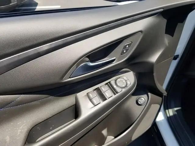 2026 Buick NV Sport Touring FWD