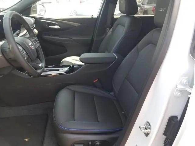 2026 Buick NV Sport Touring FWD