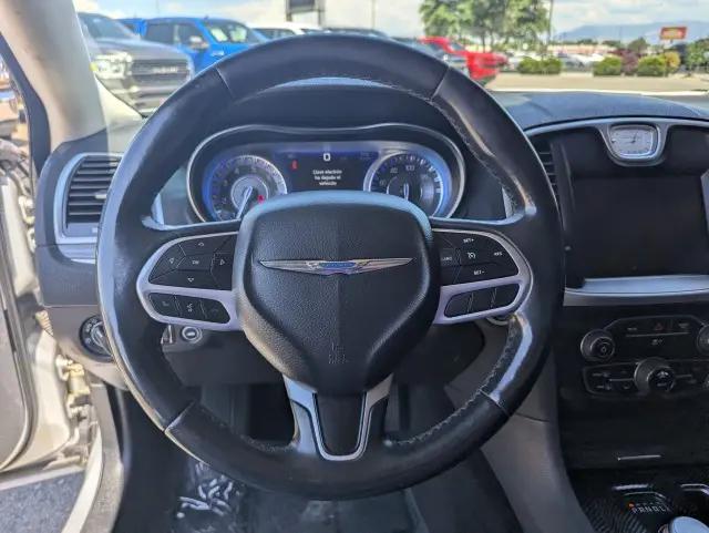 2019 Chrysler 300 Touring