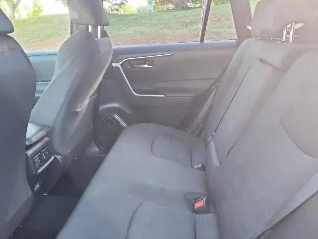 2025 Toyota RAV4 Hybrid SE