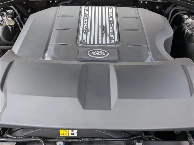 2024 Land Rover Defender 90 P525 V8