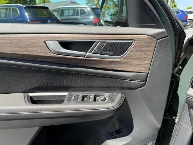 2026 Volkswagen Atlas SEL Premium R-Line