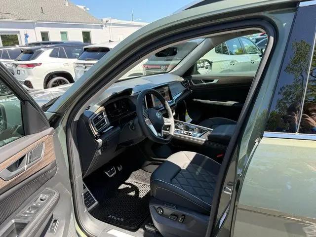 2026 Volkswagen Atlas SEL Premium R-Line