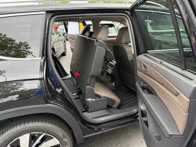 2026 Volkswagen Atlas SEL