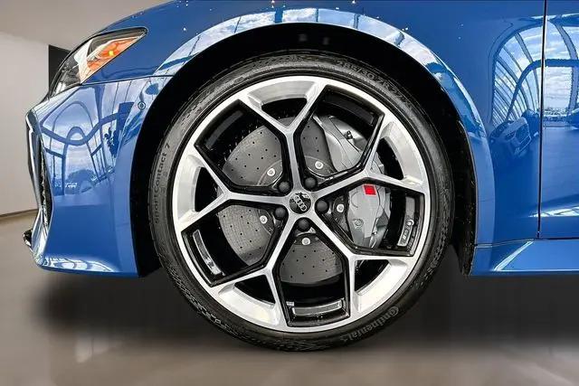 2025 Audi RS 6 Avant Performance quattro tiptronic