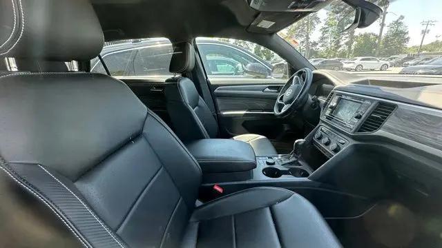2023 Volkswagen Atlas Cross Sport 2.0T SE