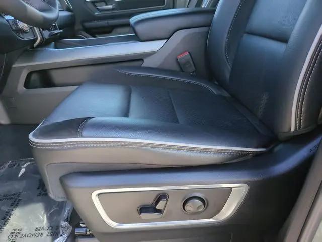 2026 Ram 1500 Laramie Crew Cab 4x4 57 Box